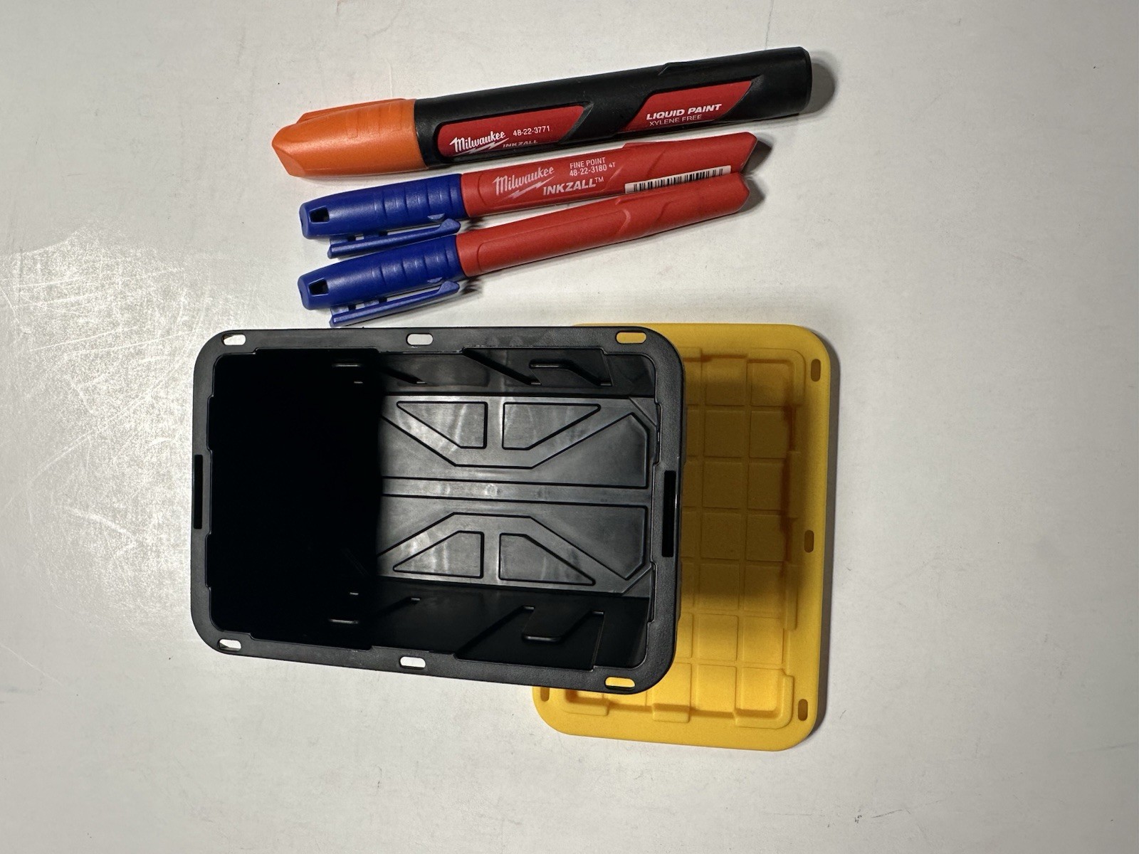 Teeny Commander MINI Black Stackable Tote 0.38QRT with Standard Snap Lid