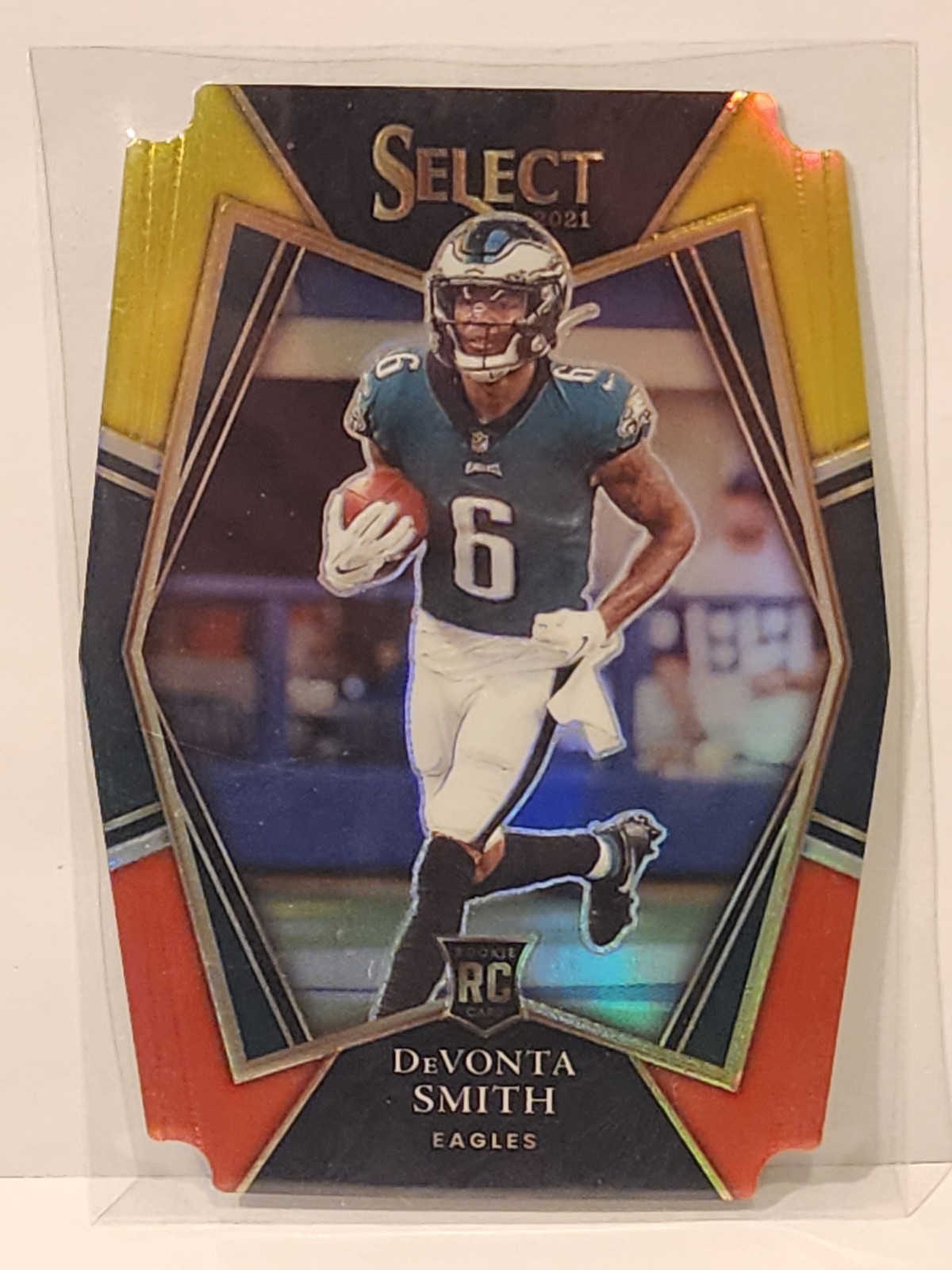 2021 Select Football DeVonta Smith Premier Level Rookie Yellow Red Die Cut
