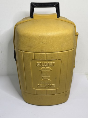 #ad Vintage 1981 Coleman Yellow Plastic Clamshell Lantern Hard Case Only 220 228 275 $39.99