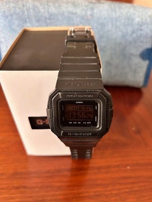 CASIO G-SHOCK DW-D5500BB-1JF Console