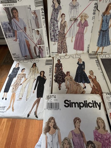Lot Of 11 Sewing Patterns McCall's Simplicity - Picture 5 of 8