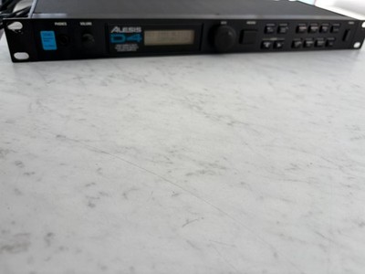 Alesis D4