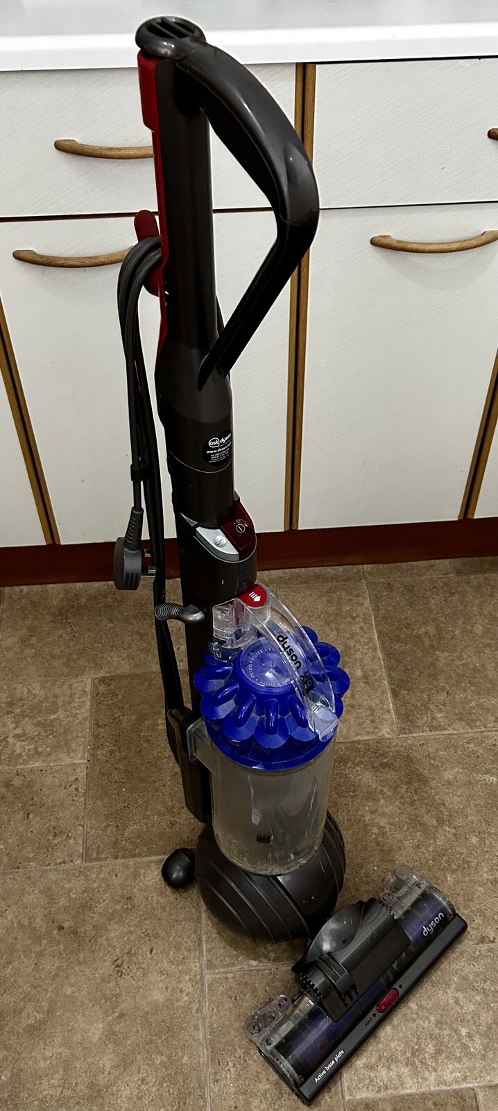 Dyson DC40 Animal Upright Vacuum Cleaner. Used Condition. LOCAL
