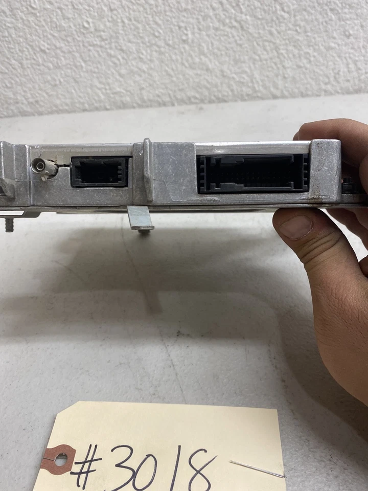 2007 2008 2009 Mercedes Benz S Class Bluetooth Module A221 870 9092 - Image 3 of 4