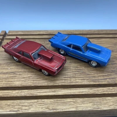 Johnny Lighting Playing Mathis Camaro Lot 2 hot rods classics great condition - Photo 1/4