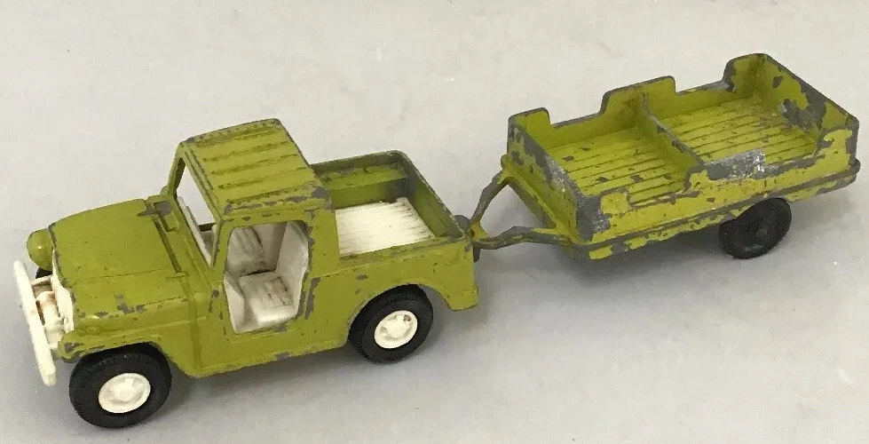Vintage Tootsie Toy Jeep Green 1969 Diecast Die Cast 3 1 2
