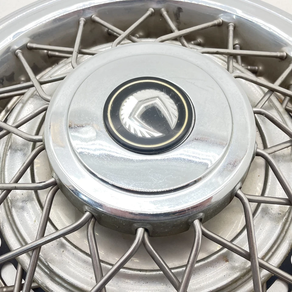 Chrysler LeBaron Mopar 1990-1995 15" radios tipo cable tapacubos cubierta de rueda W277 Foto 3 de 4