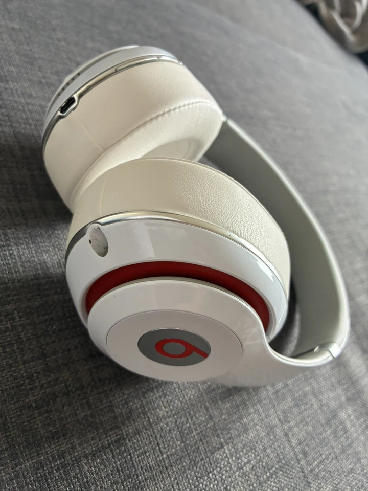 Cuffie Beats by Dr. Dre Solo HD bianche - Immagine 4 di 4