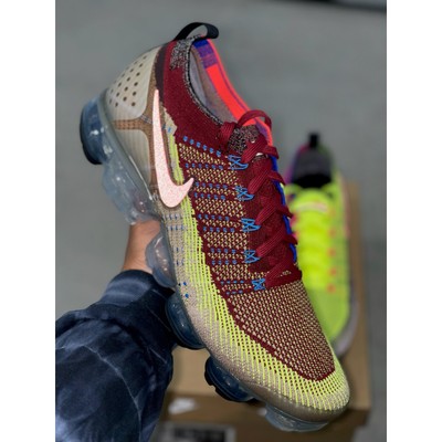 Nike Air VaporMax Flyknit 2 Random Yarn Sz 12