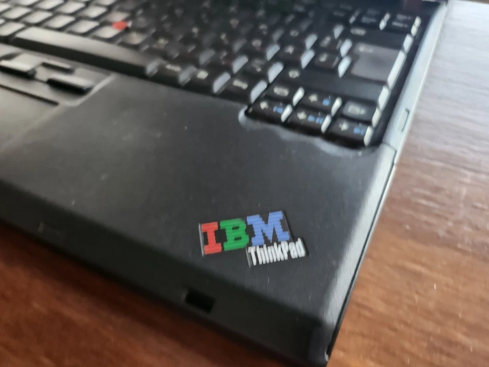 IBM Thinkpad T60 Intel Core 2 T5500 1,67 GHz 2 GB/128 GB Windows 10 - Immagine 2 di 4