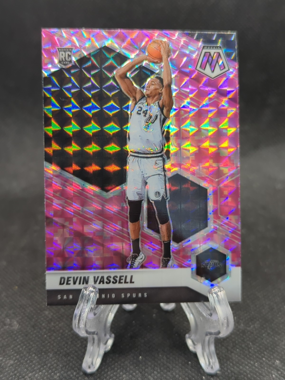 2020-21 Panini Mosaic #221 Devin Vassell Mosaic Camo Pink San Antonio Spurs