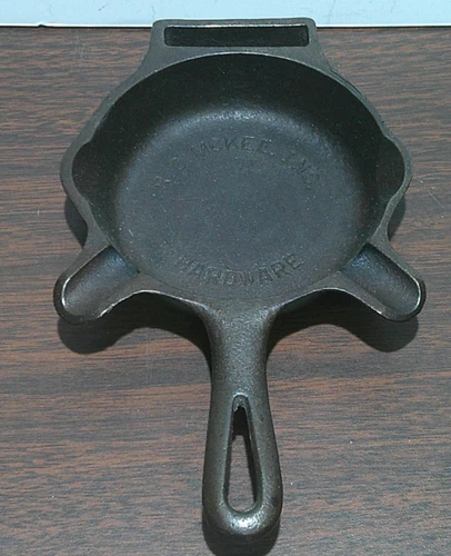 Vintage Griswold Mini Skillet 00 No 570A "R.D McKee Hardware"  Hagerstown MD