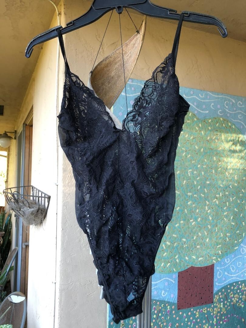 FIVE TEDDYS - image 3