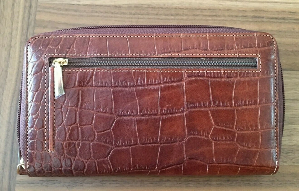 CARTERA ITALIANA PARA MUJER NUEVA CON ETIQUETAS. CUERO 100% HECHO EN ITALIA POR GUIDI. Foto 2 de 4