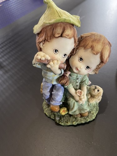 FIGURINE VINTAGE EN CÉRAMIQUE PETIT GARÇON ET FILLE - Photo 3/3