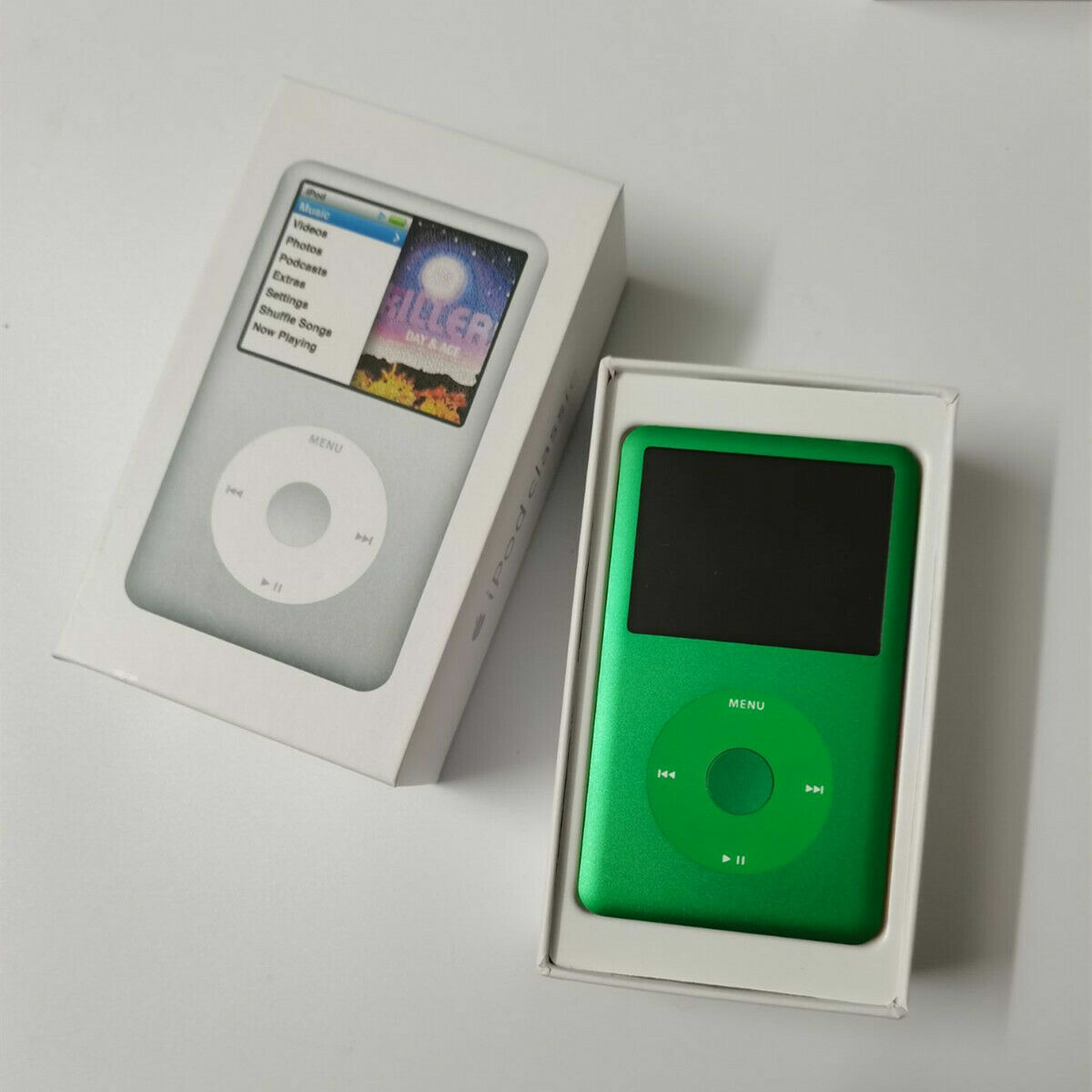 DTM・DAW iPod classic 160G B Apple iPod Classic 160GB Black (7th Generation) (Renewed