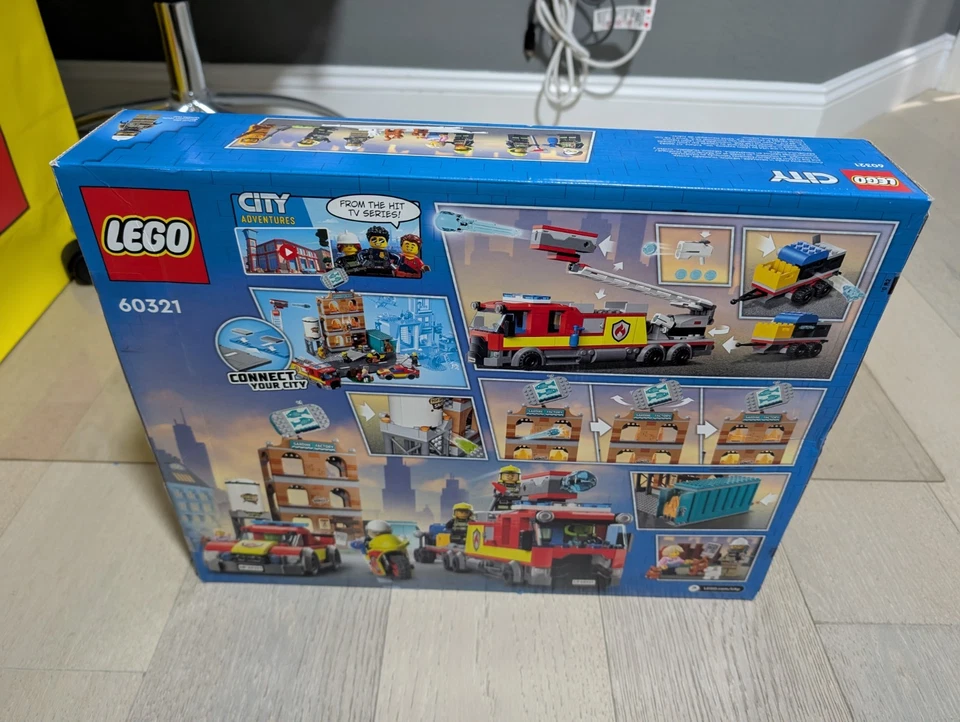 LEGO CITY 60321: Fire Brigade New/Sealed/Retired  - Image 2 of 4