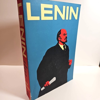 Lenin: The Man, the Dictator, and the Master of Terror - Paperback - ACC-GOOD