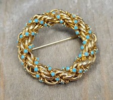 Vintage Gold Tone  Faux Turquoise Rhinestone Round Wreath Brooch Pin 1.75 inch