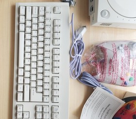 SEGA Dreamcast 3020 Bundle, 3 Controllers + SEGA Keyboard, Game Demos + Extras