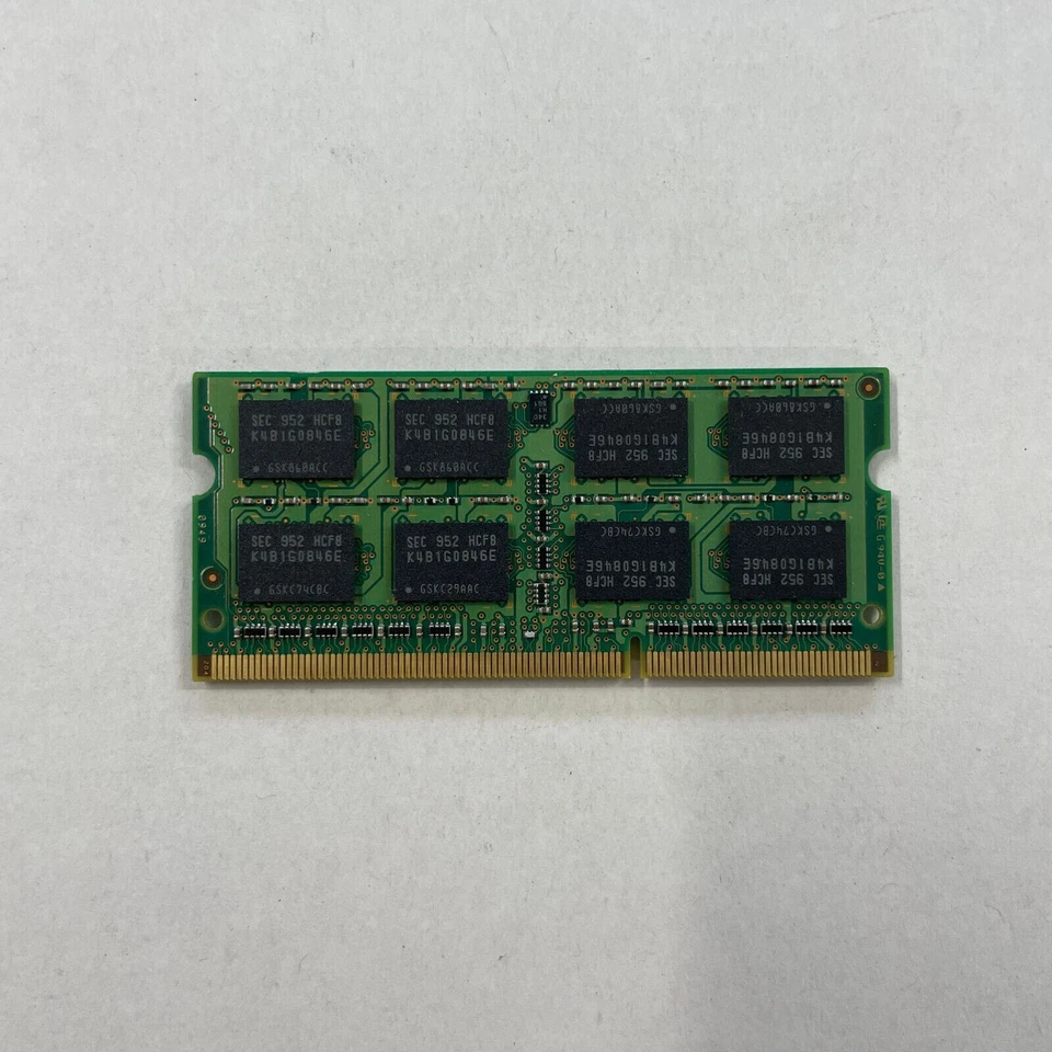 Genuine Samsung 2GB DDR3 RAM PC3-8500S 1066MHz non-ECC Memory M471B5673EH1-CF8 - Image 3 of 3