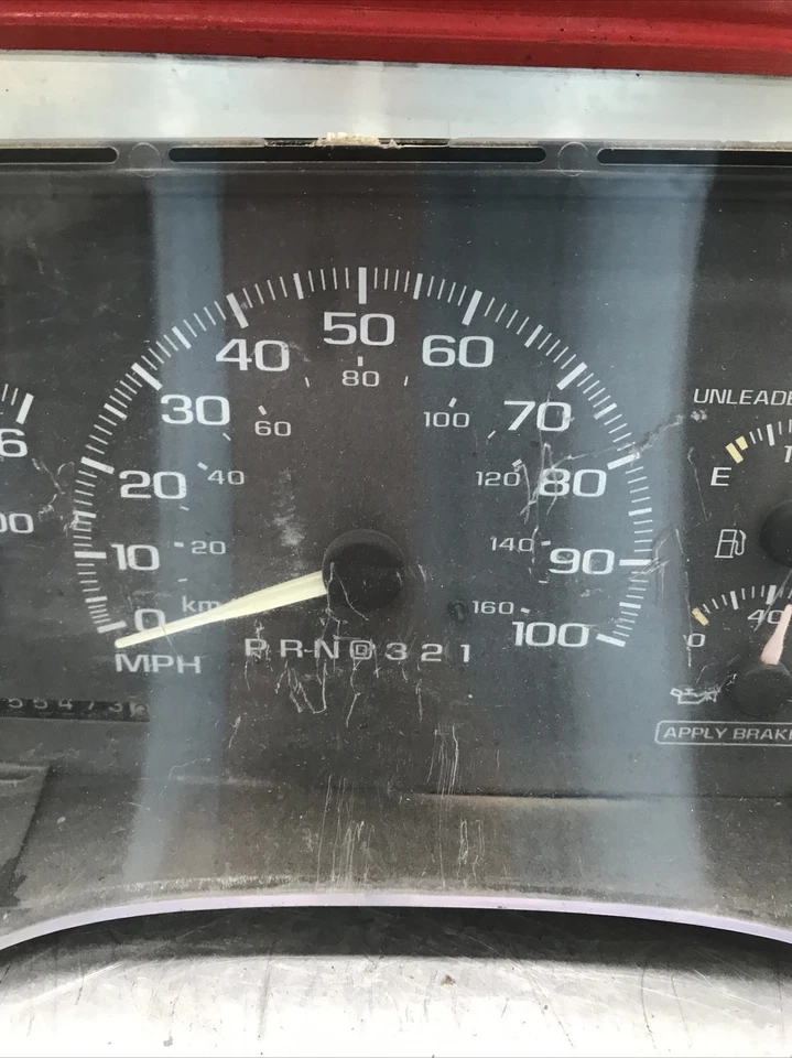 Chevrolet 1500 Suburban 1997-2000 velocímetro clúster 16176841 fabricante de equipos originales 355 k millas Foto 3 de 4