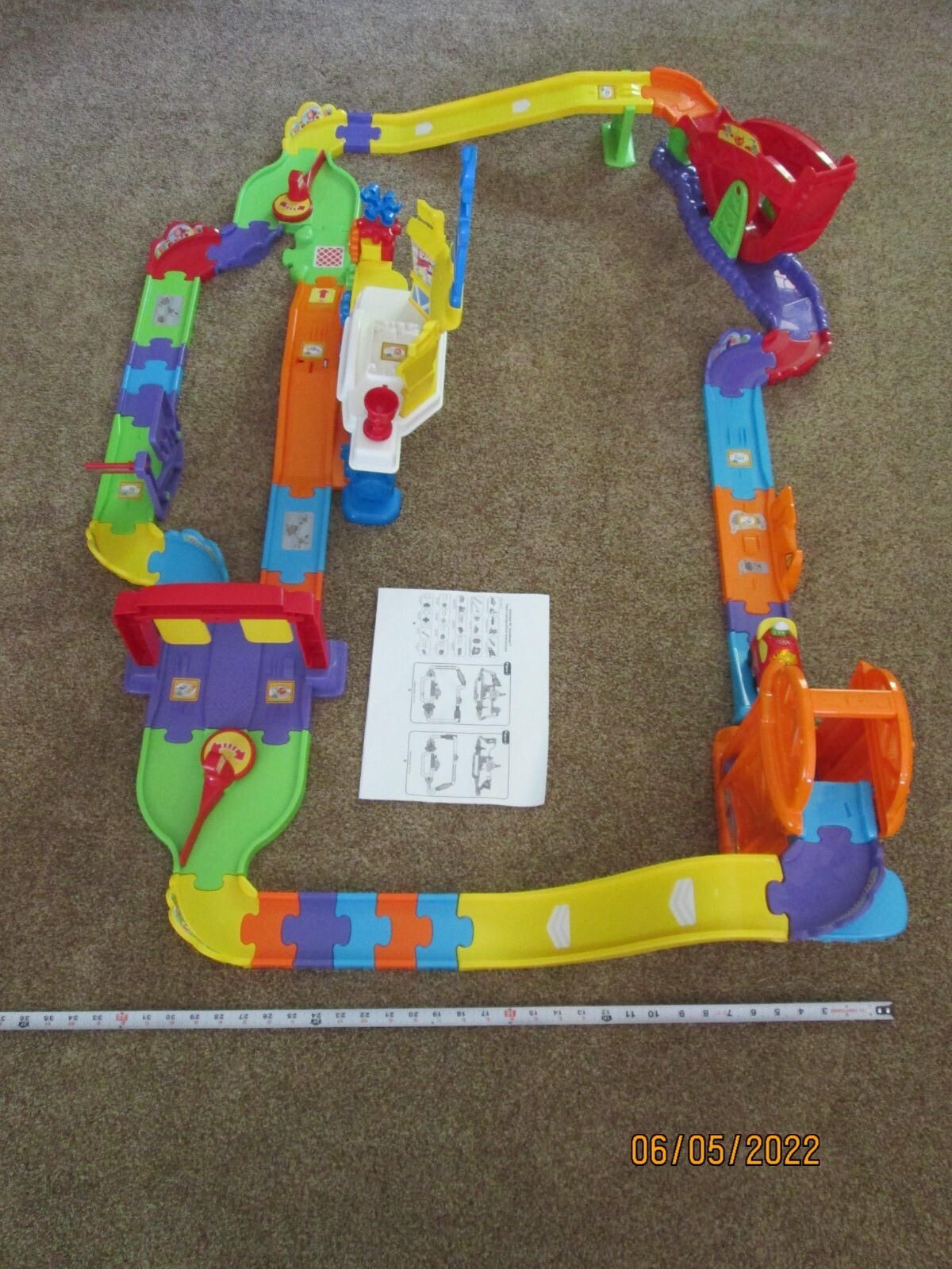 Vtech Go! Go! Smart Wheels Ultimate RC Speedway one car