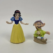Snow White Dopey Once Upon a Time Mattel Castle Toy 1992 Figures Disney Playset