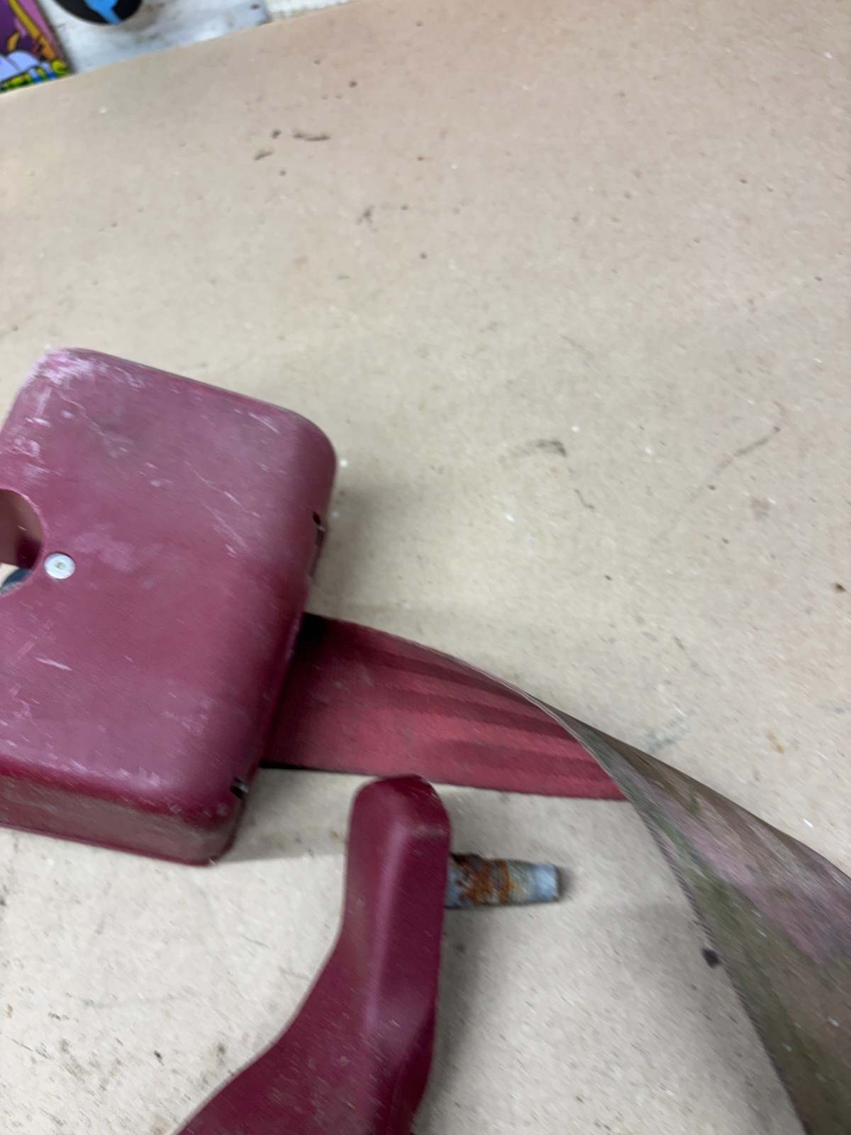 1993 1994 1995 Dodge Ramcharger Van Red Seat Belt Retractor For Parts Fix Rough