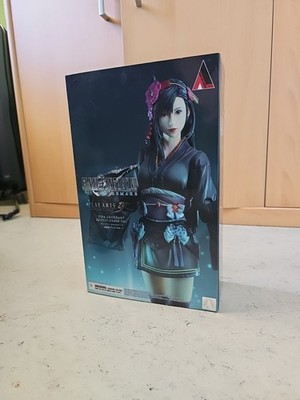 Final Fantasy 7 VII Figur - Tifa Lockhart Exotic Dress, 23 Cm