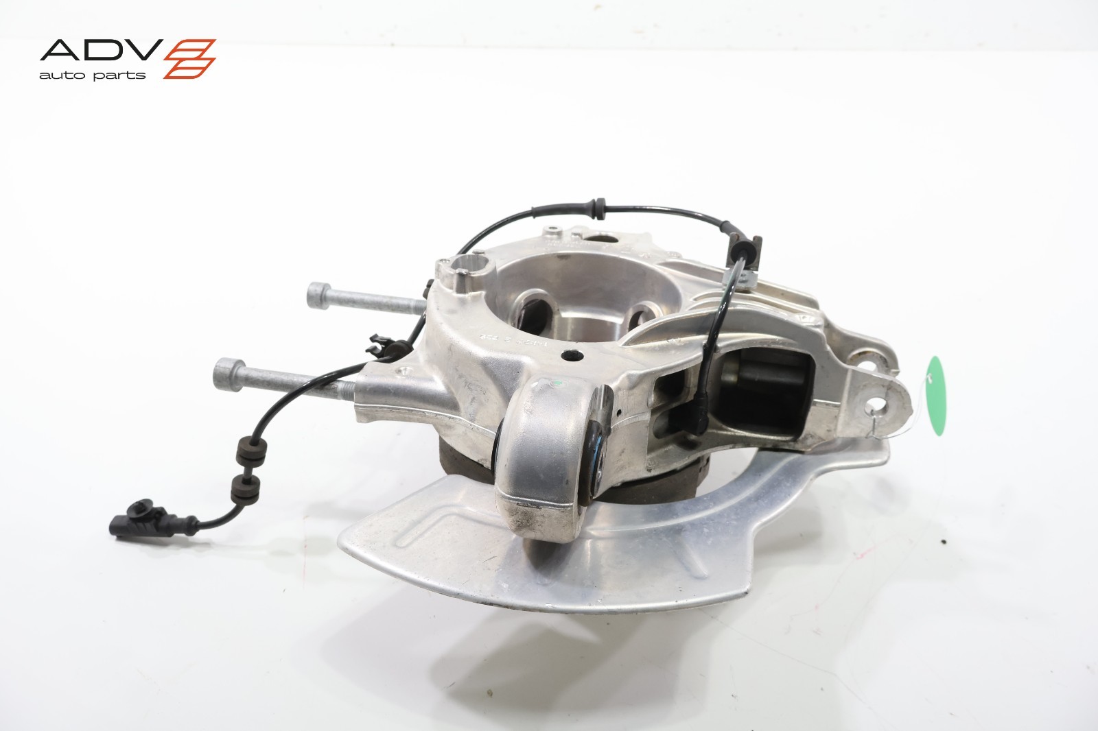 2015-2018 FERRARI CALIFORNIA T REAR RIGHT PASSENGER SIDE SPINDLE KNUCKLE HUB OEM