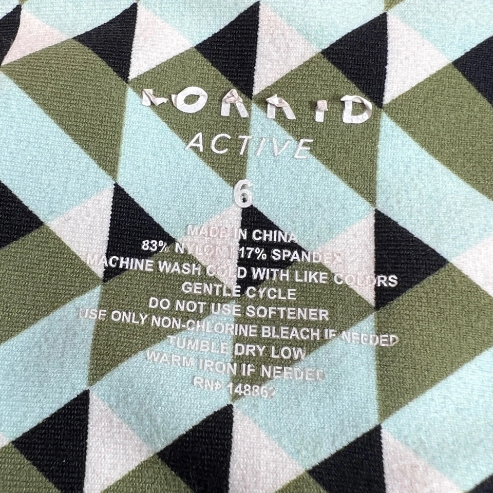 Torrid Active Geometric Print Leggings Women's Size 6 Olive Green White Black - Image 3 of 4