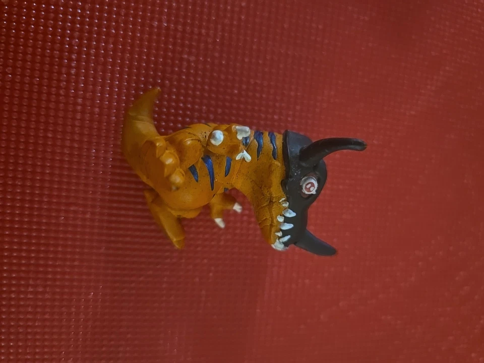 Digimon Digital Monsters 1.5" Greymon Mini PVC Figure With Vintage Card 1999 - Image 3 of 4