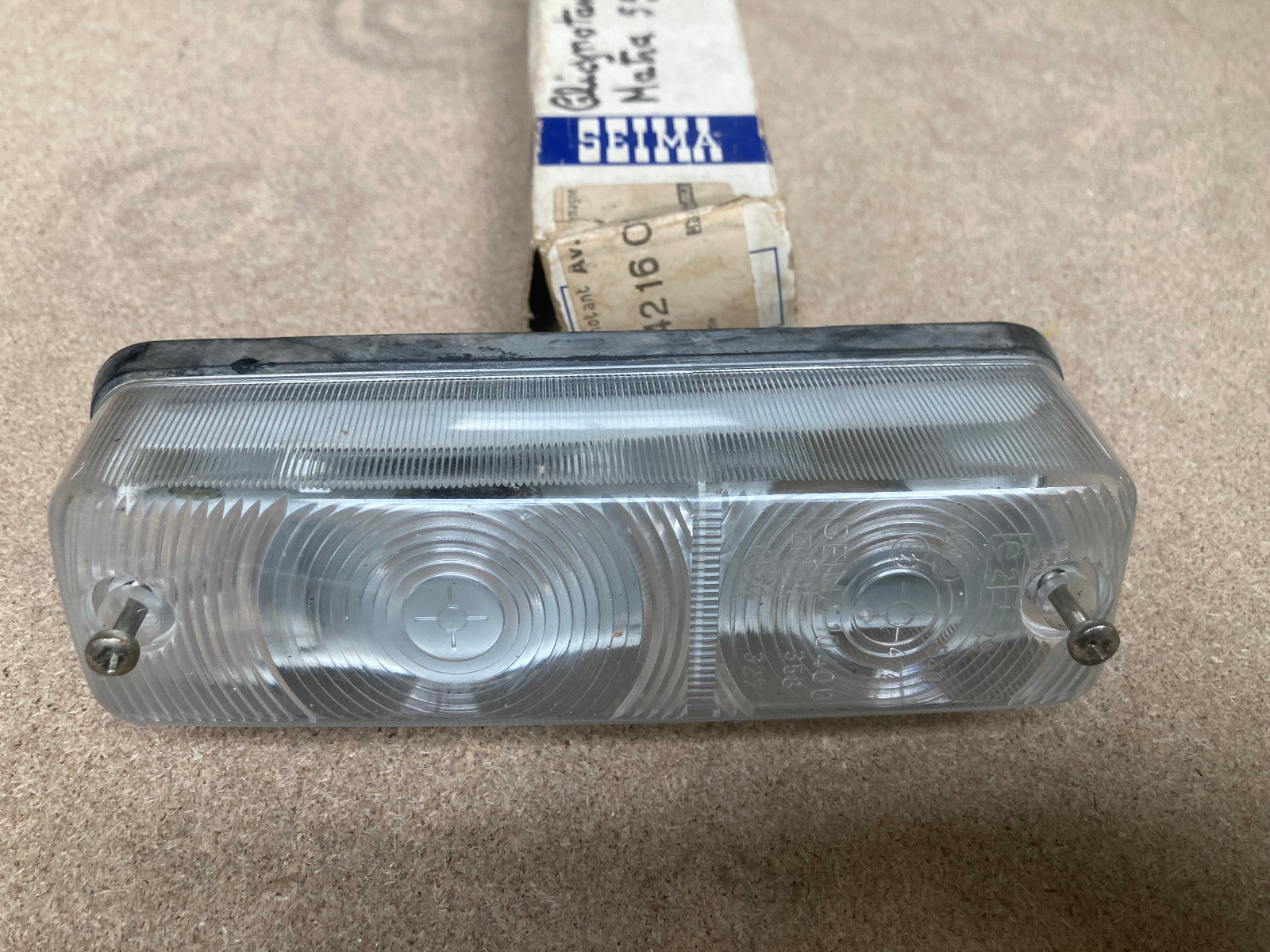 Feu avant cristal Seima 10400 Valeo pour vos sorties en voiture ancienne