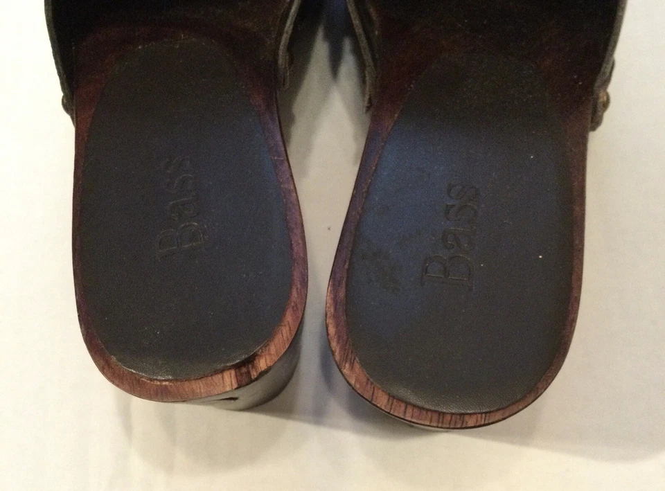 Tacones Bass East Village para mujer talla 7 de cuero marrón con tachuelas de colección sin cordones Foto 4 de 4