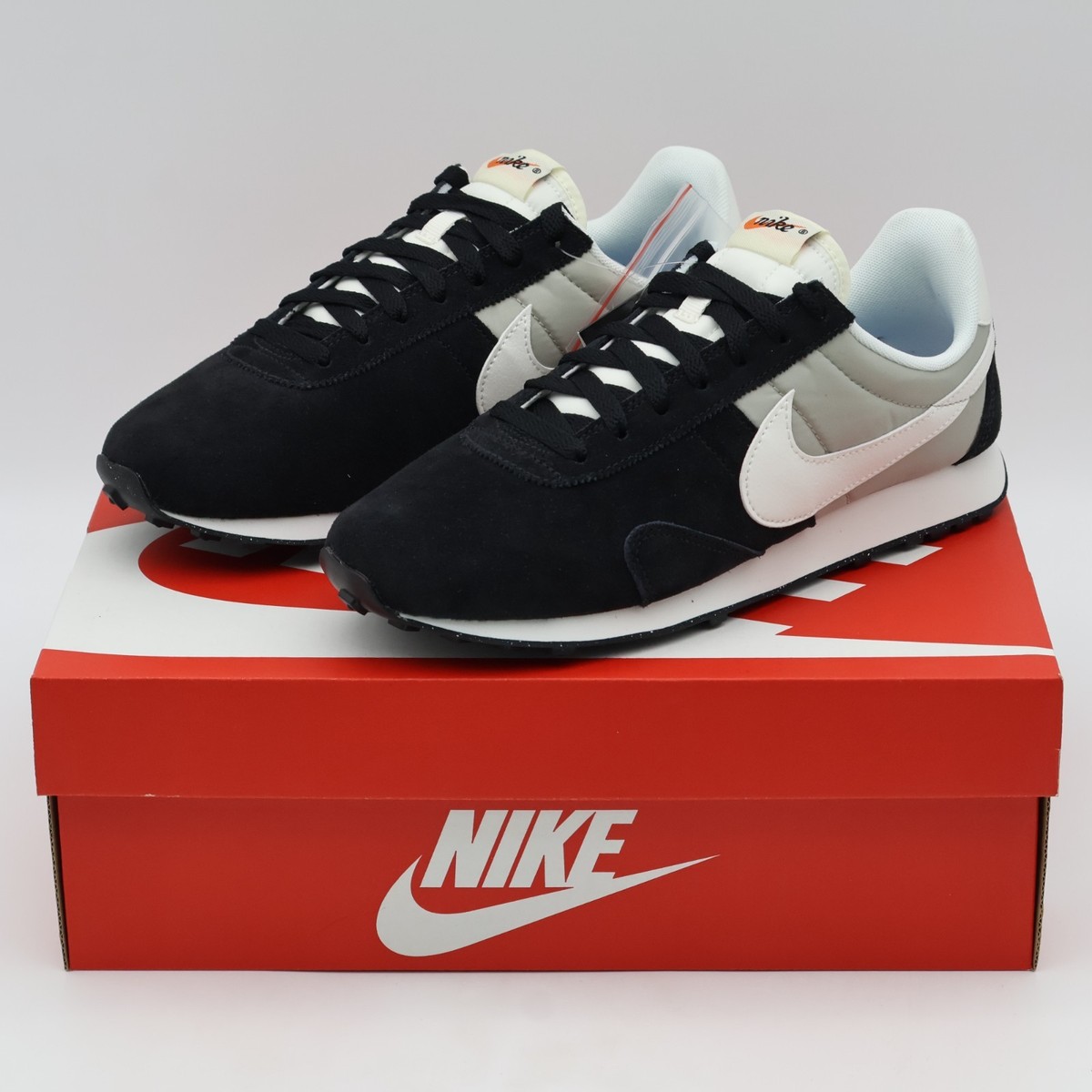 NIKEスニーカー28cm 898031-001 Nike Pre Montreal '17 Shoes Black Pale Grey Sail Sail