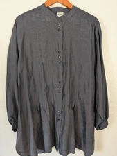 Sostanza Womens Shirt / Dress Size 18W  100% Silk Long Sleeve Button Up