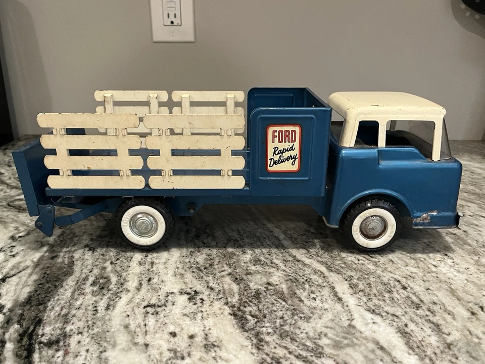 Vtg Nylint Toys Ford Cab Over Rapid Delivery Stake Truck Original Pressed Steel - Image 3 of 4