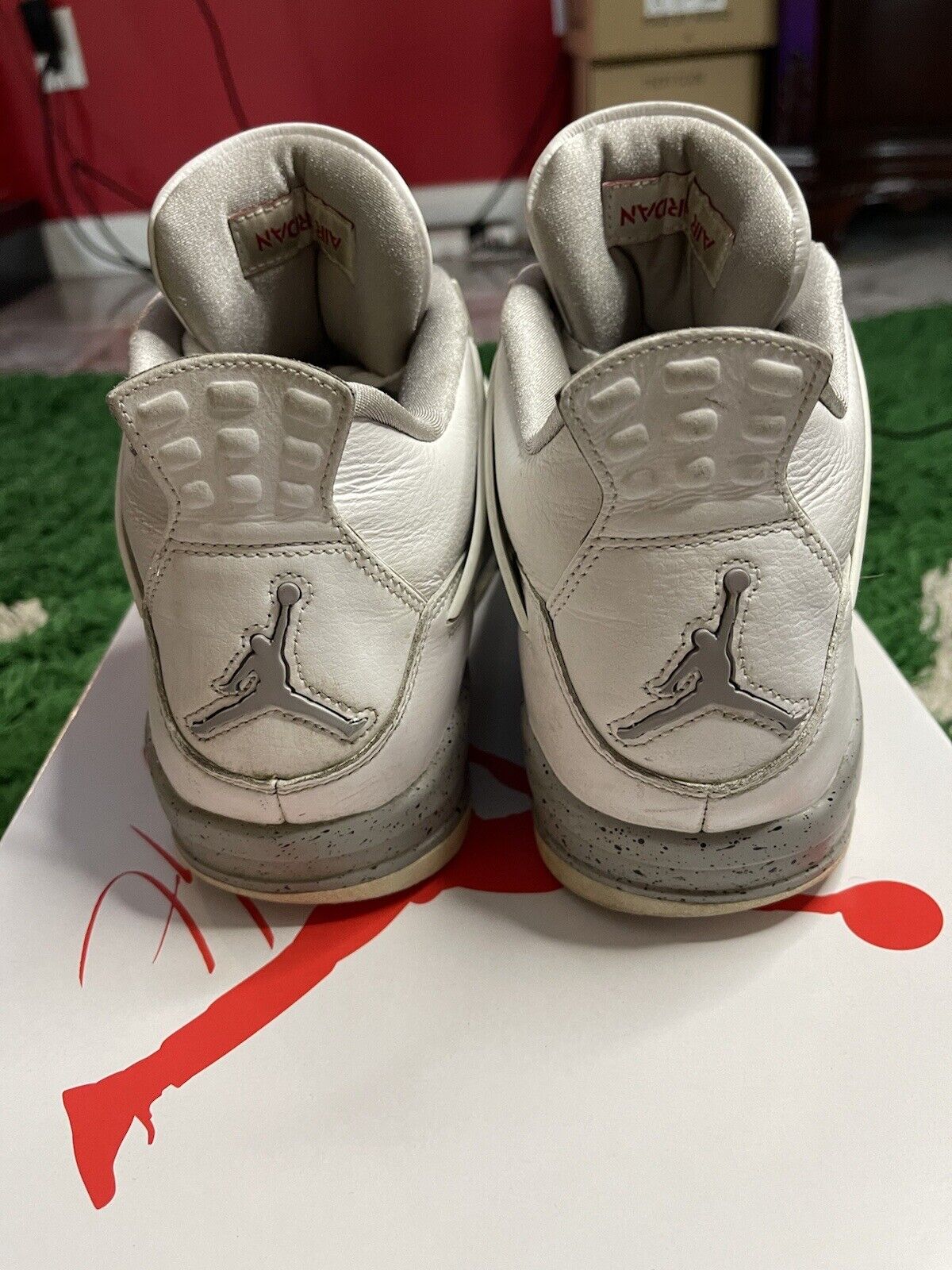 Size 9.5 - Jordan 4 Retro Mid White Oreo - image 6