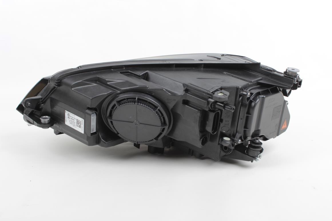 VW GOLF VII 5G MK7 Front Right Headlight LHD 5G1941754A NEW