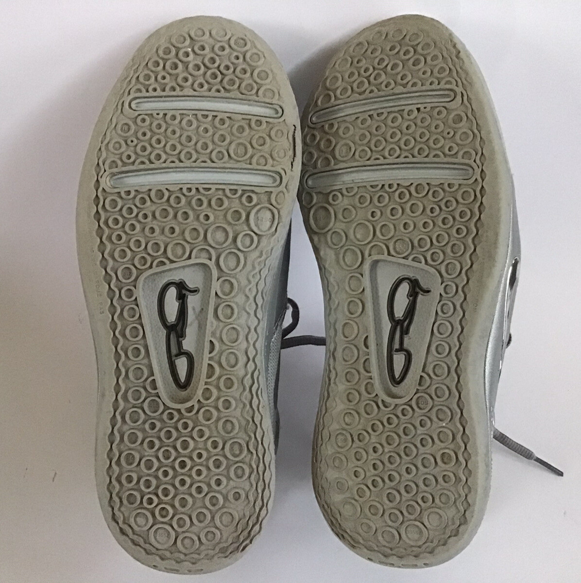 Nike Paul George Silver NASA PG 3 50th CI8973-001 Size 7 Y Nike Paul George Silver NASA PG 3 50th CI8973-001 Size 7 Y