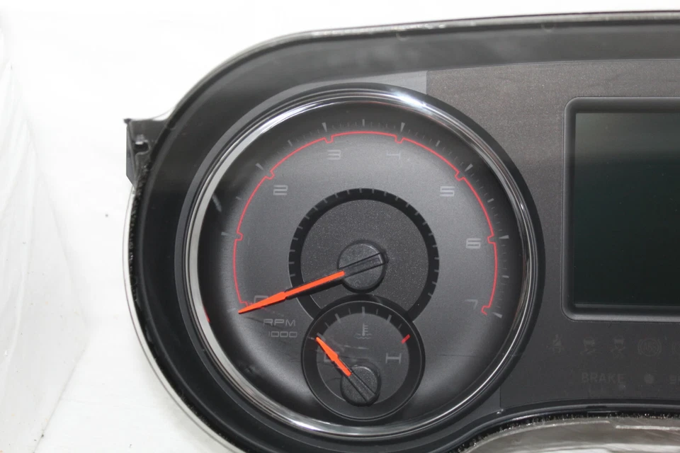 Speedometer Instrument Cluster 2013 Dodge Charger Dash Panel Gauges 86,978 Miles - Image 3 of 4