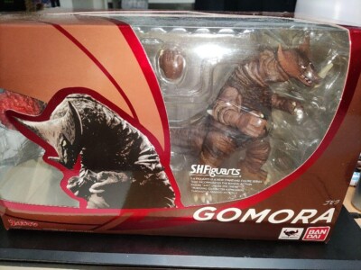 SHFiguarts GOMORA & GOLZA フィギュアセット Amazon.com: Tamashii Nations - Ultraman - Bandai Spirits