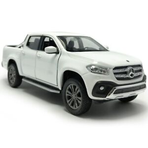 Details about   1/27 Scale X-Class Pickup Truck Model Car Diecast Vehicle Red Collection Gift