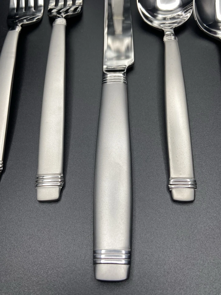 Reed & Barton Valore DERBY Matte 18/10 Stainless Steel Set 45Pcs Service for 8 - Image 4 of 4