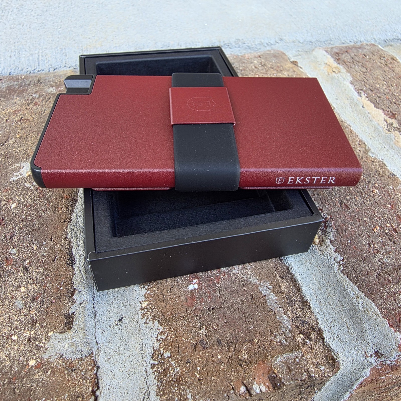 Ekster Aluminum Cardholder Pro Wallet Terra reddish brown texture new sealed