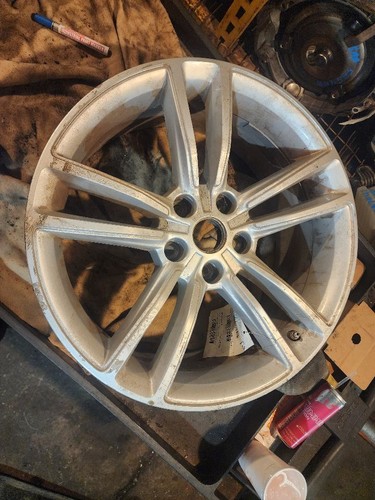 2012-2015 Tesla 600721400A 19X8 Wheel 614176 - Picture 3 of 9