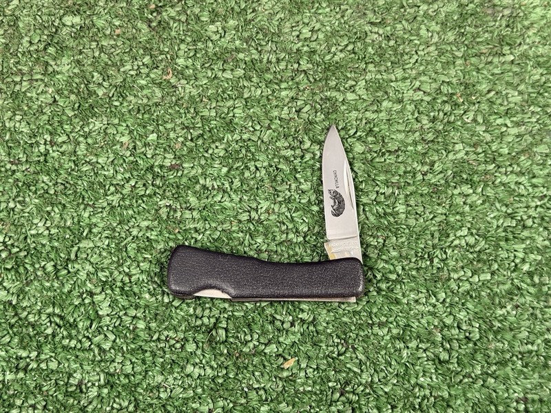 Parker Cut Co. Chinchilla Etched Single Blade Small Lockback Knife Japan
