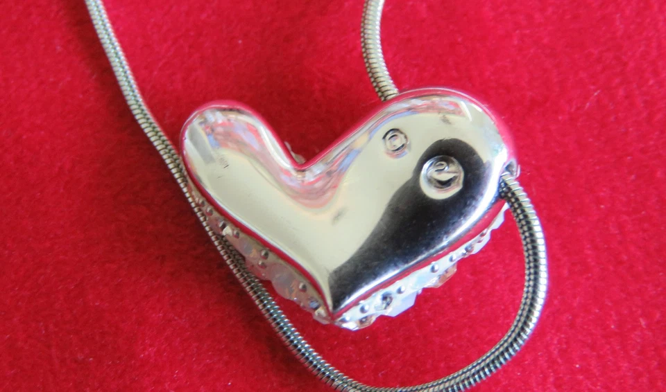 Swarovski Serie Alana: Collana Con Pendente A Cuore - Immagine 3 di 4