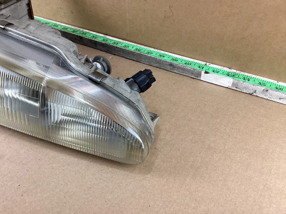 1992-1994 Plymouth Laser Front Right Passenger Side Headlight OEM - Image 4 of 4